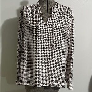 Tommy Hilfiger Stylish Brown and White Women’s Shirt
